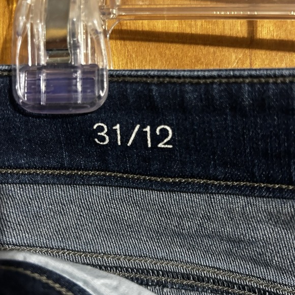 LOFT size 12 waist 31 DARK WASH BERMUDA JEAN SHORTS - Picture 5 of 5